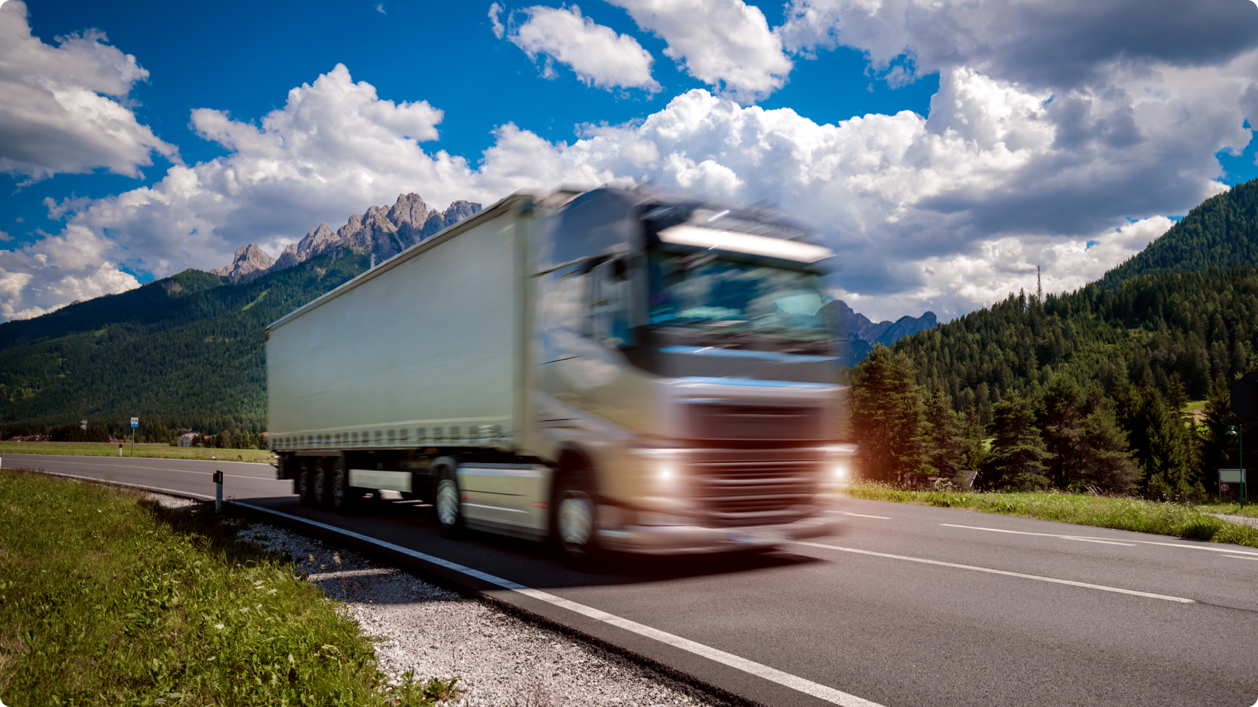The Pros and Cons of Expedited Trucking