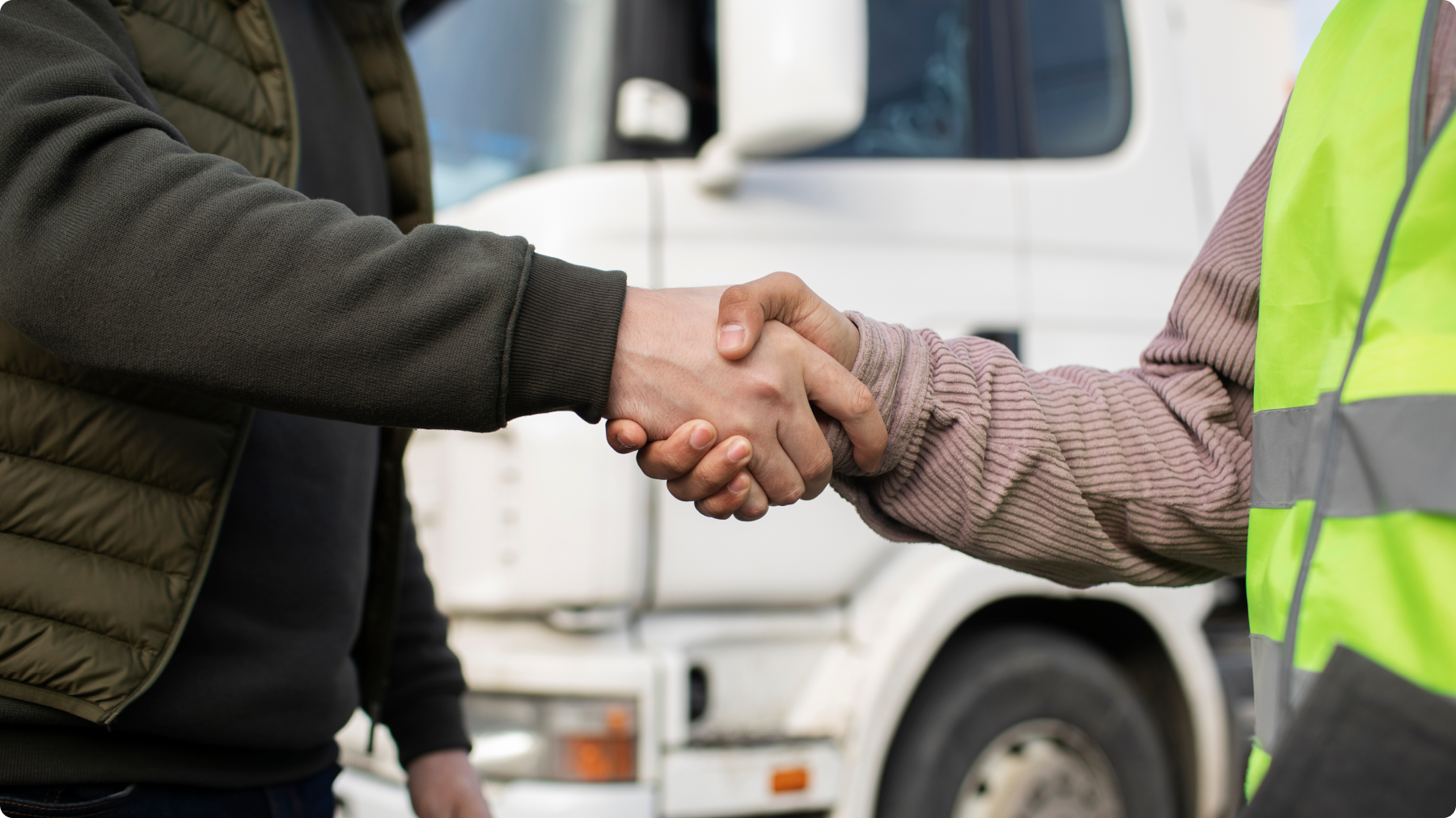Key Considerations When Choosing an Expedited Carrier for Your Business